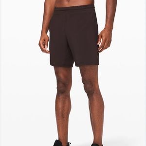 Lululemon Pace Breaker lined short 7”